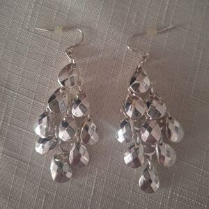Dazzling Silvertone Pierced Chandelier Earrings Faceted Teardrop Contemporary